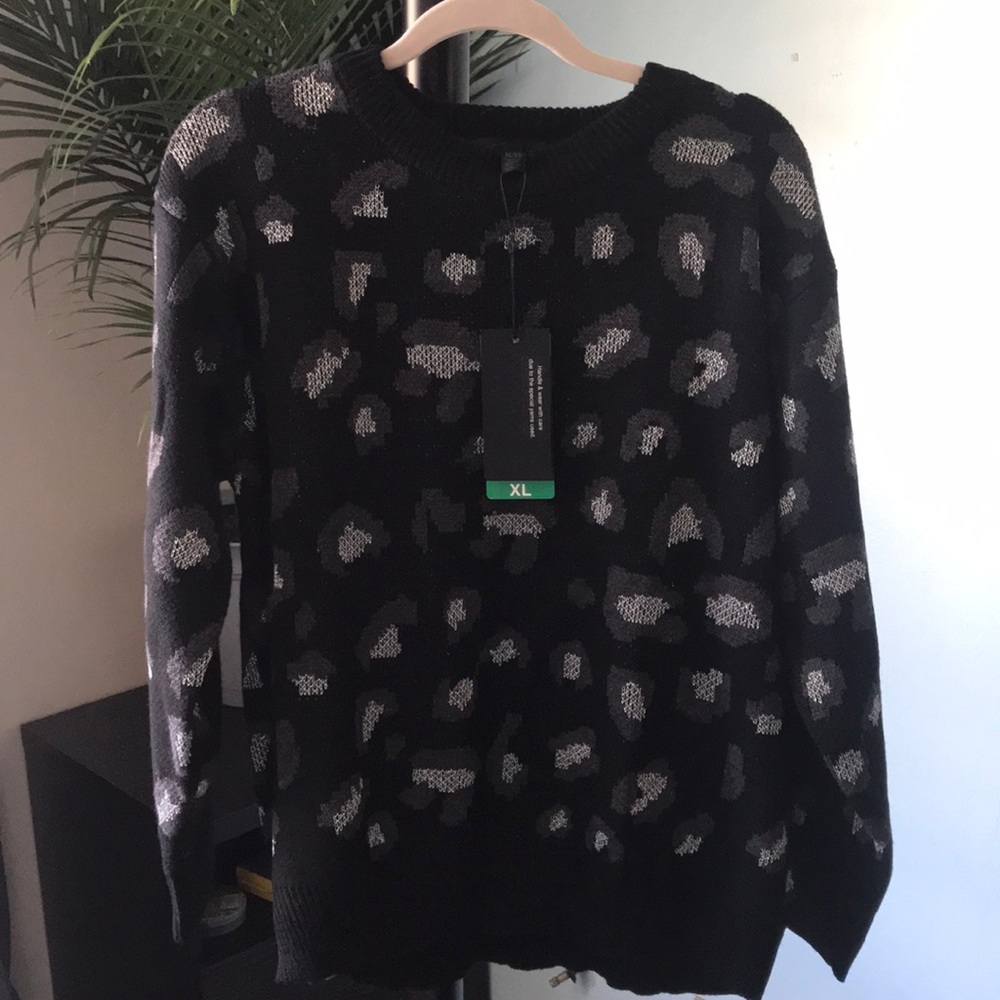 Kendall and Kylie Black Leopard Design Sweater